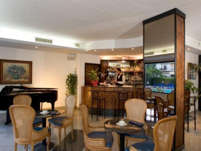 Hotel Caravel 4*