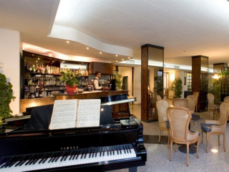 Hotel Caravel
