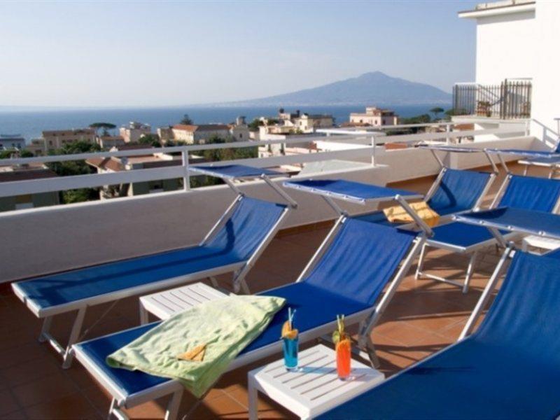 Hotel Caravel 4*